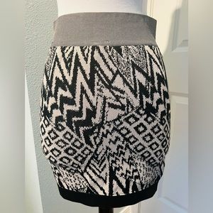 Guess skirt M/L size but fits XS & S